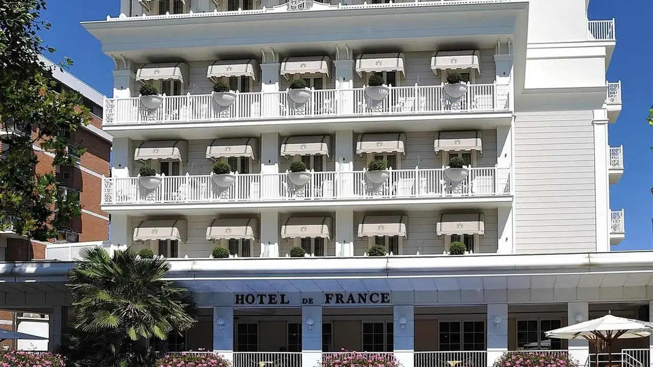 Hotel De France