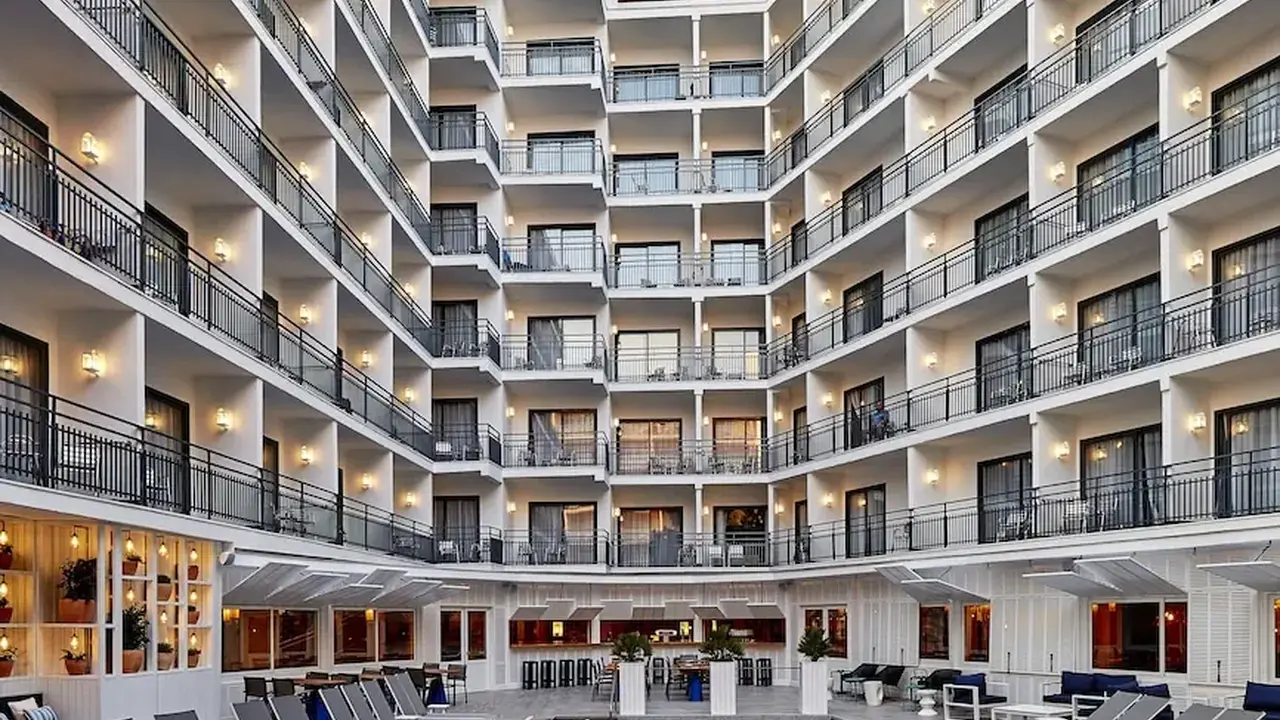 Hotel Delamar - Adults Only