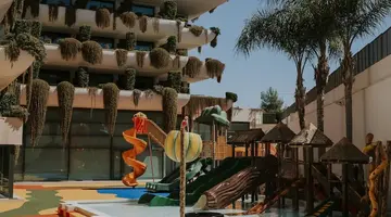 Hotel Deloix Aqua Center