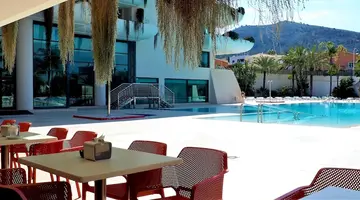 Hotel Deloix Aqua Center