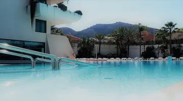 Hotel Deloix Aqua Center