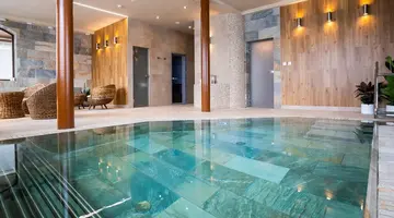 Hotel Demanova
