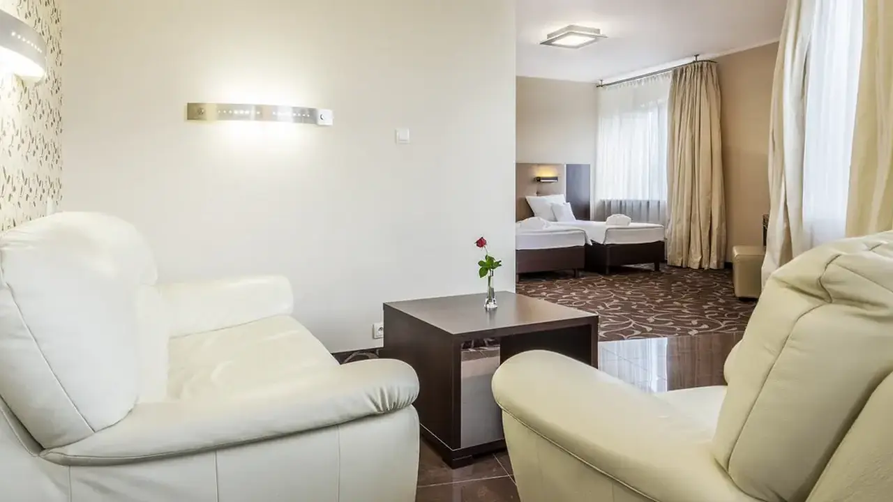 Hotel DeSilva Pruszków
