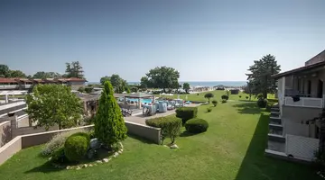 Hotel Dion Palace