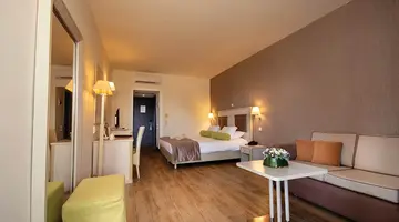 Hotel Dion Palace