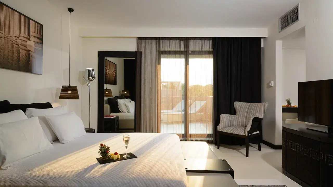 Hotel Dion Palace