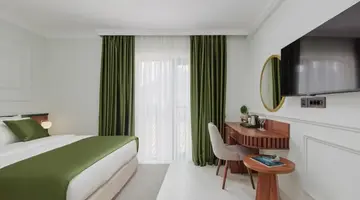 Hotel Diplomat