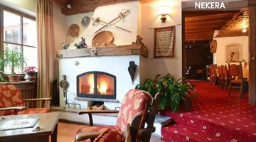 HOTEL DOLOMITES INN