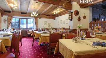 HOTEL DOLOMITES INN