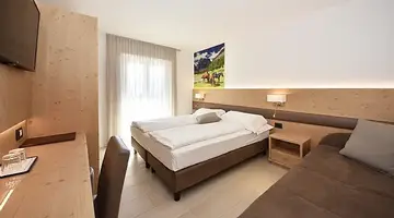 Hotel Dolomiti***