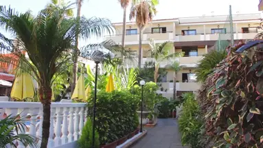 Hotel Don Manolito