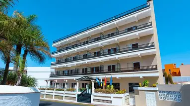Hotel Don Manolito