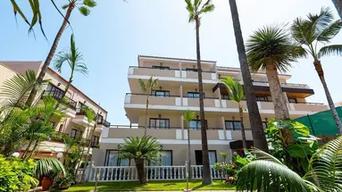 Hotel Don Manolito