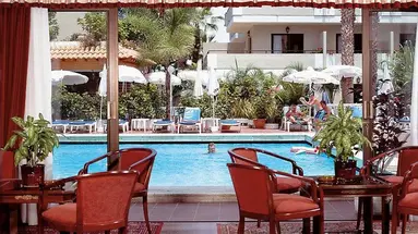 Hotel Don Manolito