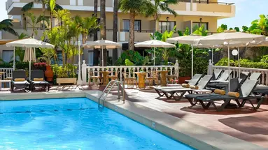 Hotel Don Manolito