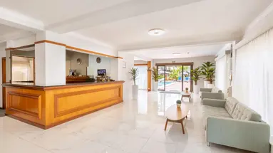 Hotel Don Manolito