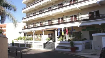 Hotel Don Manolito