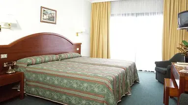 Hotel Don Manolito