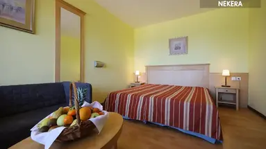 HOTEL DONAT