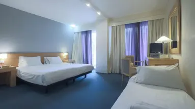 HOTEL DORIAN INN