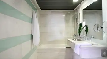 HOTEL DORIAN INN