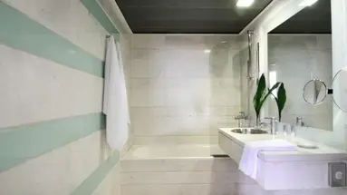 HOTEL DORIAN INN