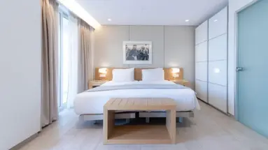 HOTEL DORIAN INN
