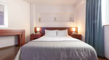 HOTEL DORIAN INN