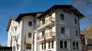 Hotel Dujany