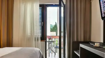 Hotel Dvor Kornic