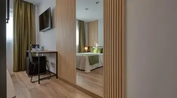 Hotel Dwo Colours Alcalá