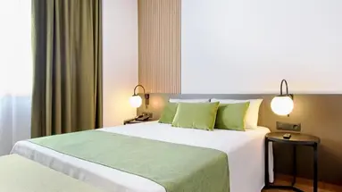 Hotel Dwo Colours Alcalá