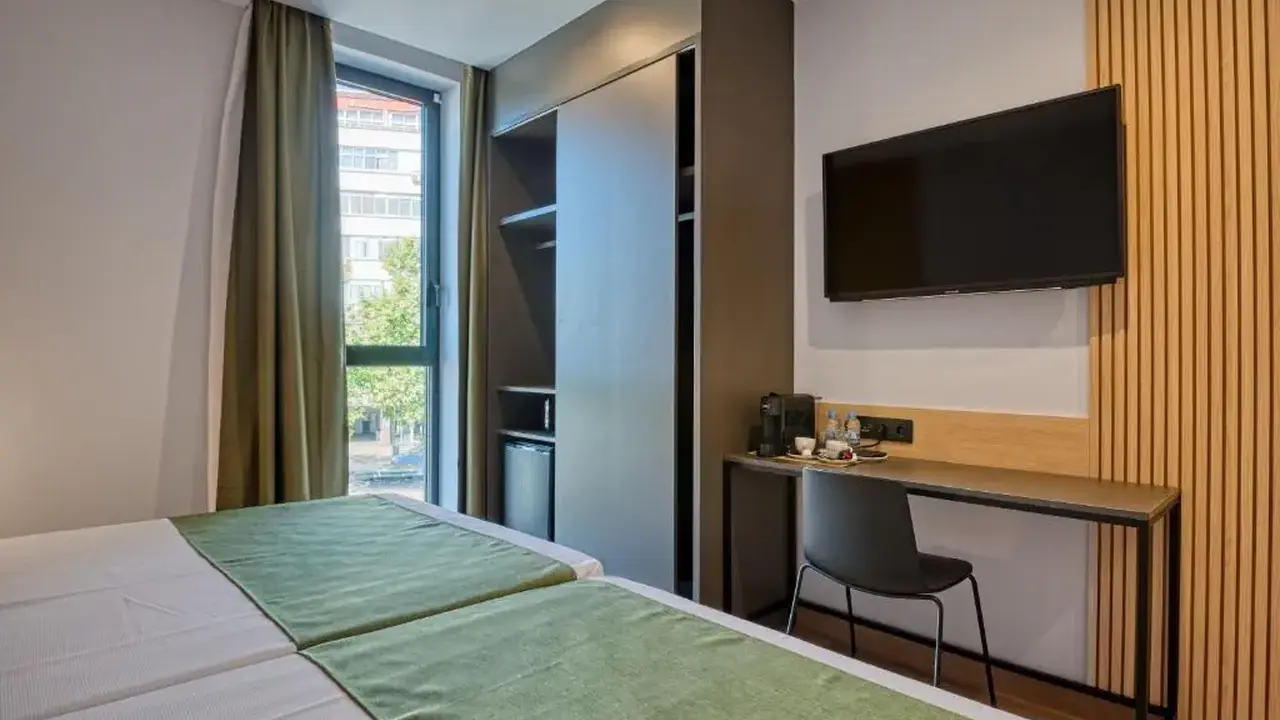 Hotel Dwo Colours Alcalá