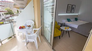 HOTEL DWO SIRIUS ADULTS ONLY