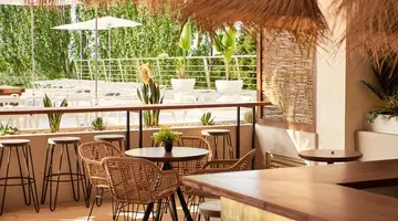 HOTEL DWO SIRIUS