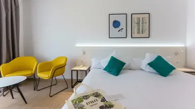 HOTEL DWO SIRIUS