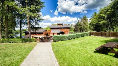Hotel Dworek Wapionka