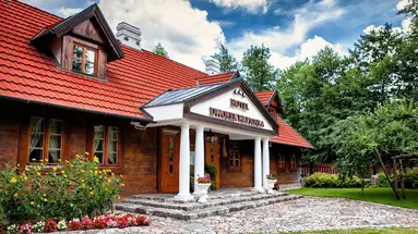 Hotel Dworek Wapionka