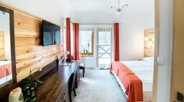 Hotel Dworek Wapionka