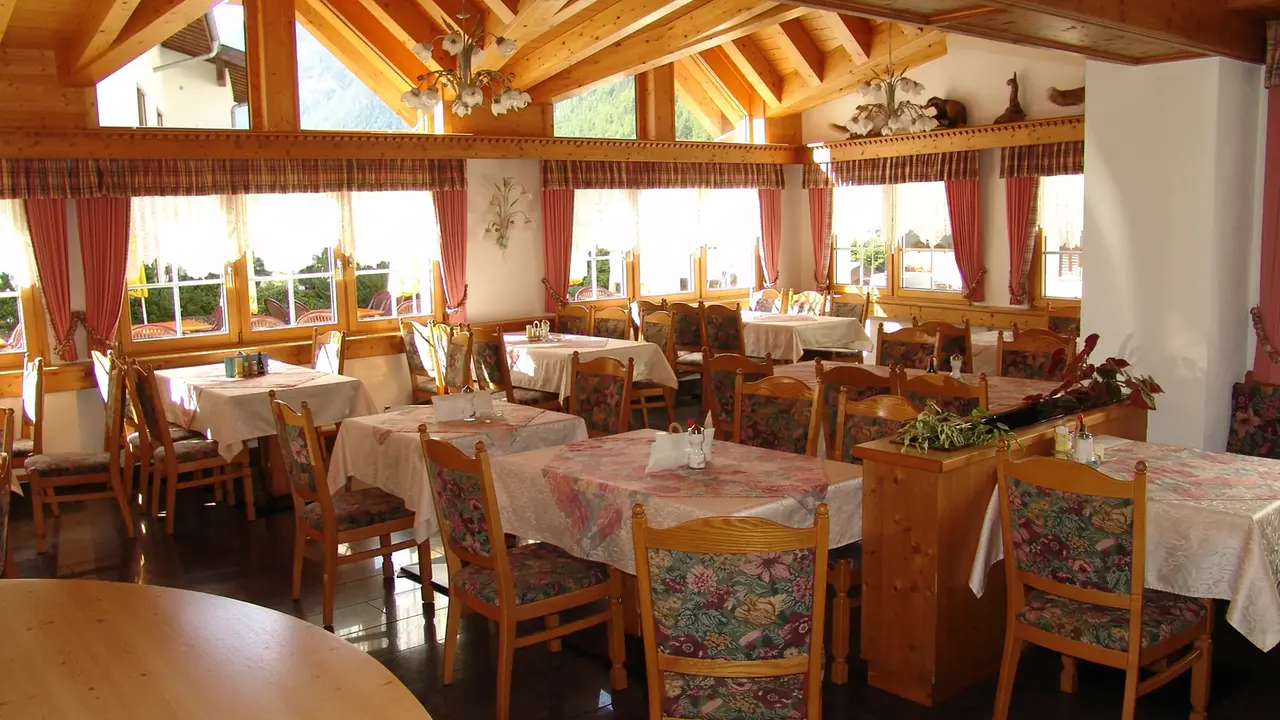 Hotel Eden