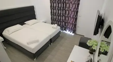Hotel Edina