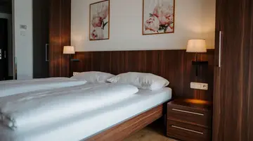 Hotel Educare