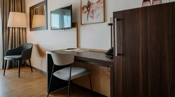 Hotel Educare