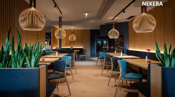 Hotel Educare