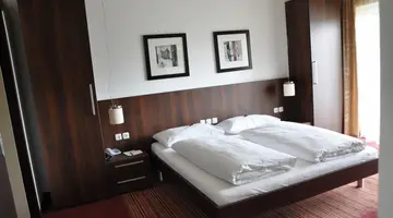 Hotel Educare