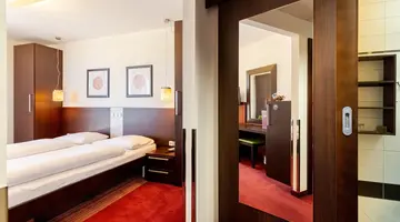 Hotel Educare