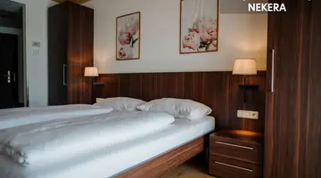 Hotel Educare