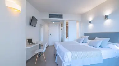 HOTEL EL PUERTO by PIERRE & VACANCES