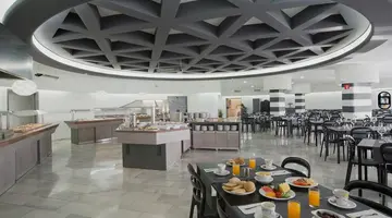 HOTEL EL PUERTO by PIERRE & VACANCES