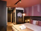 Hotel Eleven by Warren Collection